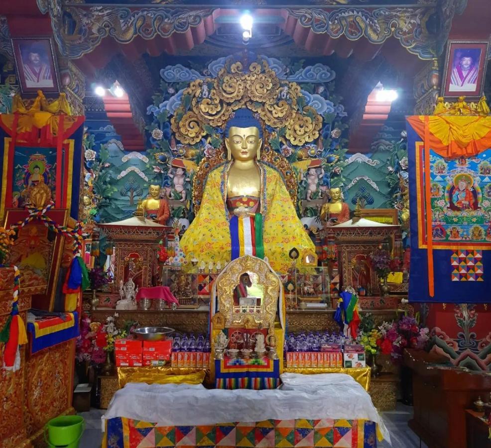 Nilam Guest House Bodhgaya Bagian luar foto