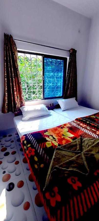 Nilam Guest House Bodhgaya Bagian luar foto