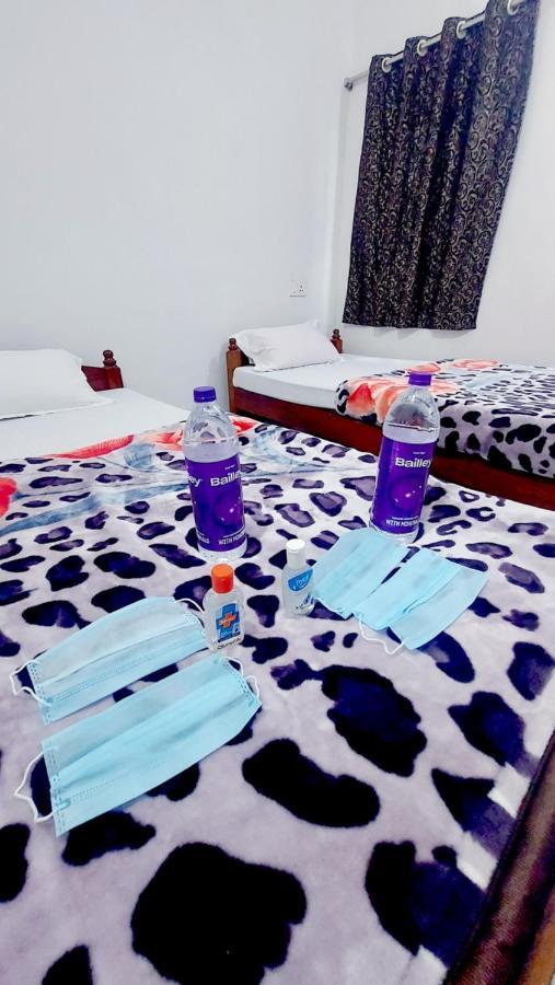 Nilam Guest House Bodhgaya Bagian luar foto