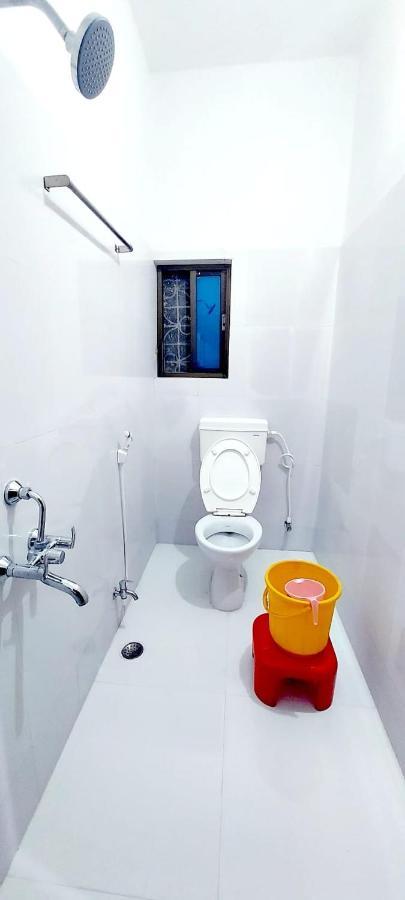 Nilam Guest House Bodhgaya Bagian luar foto