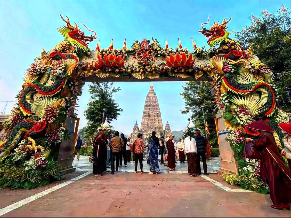 Nilam Guest House Bodhgaya Bagian luar foto