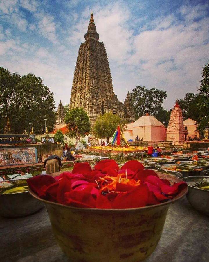 Nilam Guest House Bodhgaya Bagian luar foto