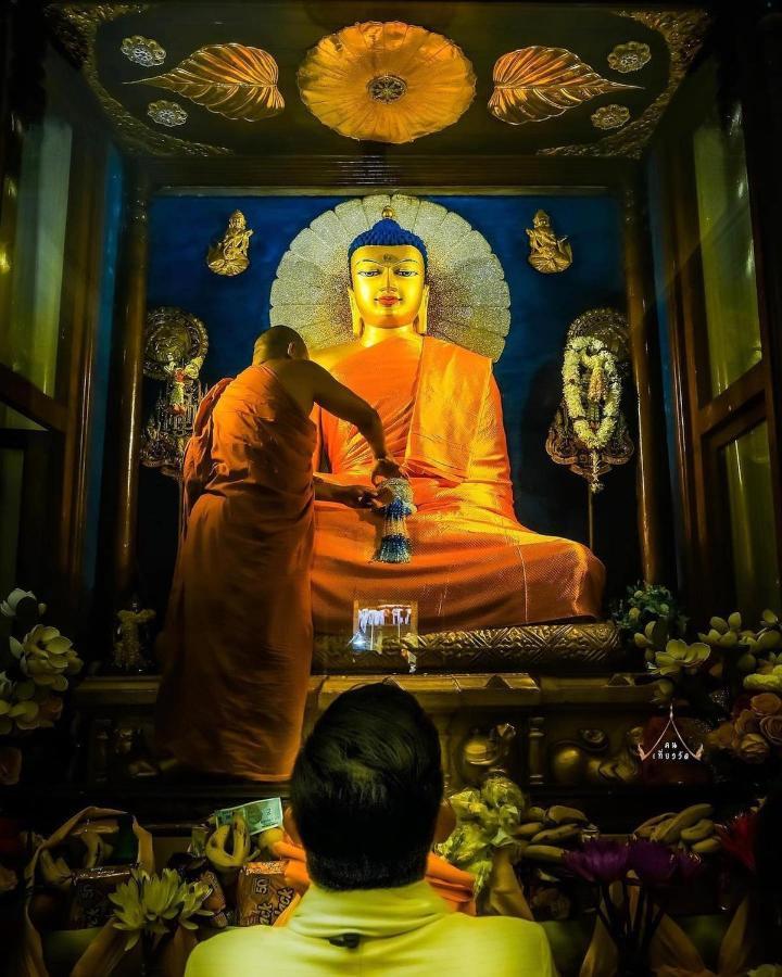 Nilam Guest House Bodhgaya Bagian luar foto