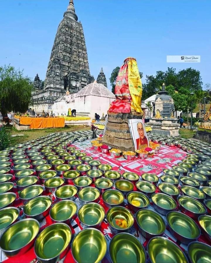 Nilam Guest House Bodhgaya Bagian luar foto